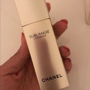 Chanel Sublimage L’Essence Serum